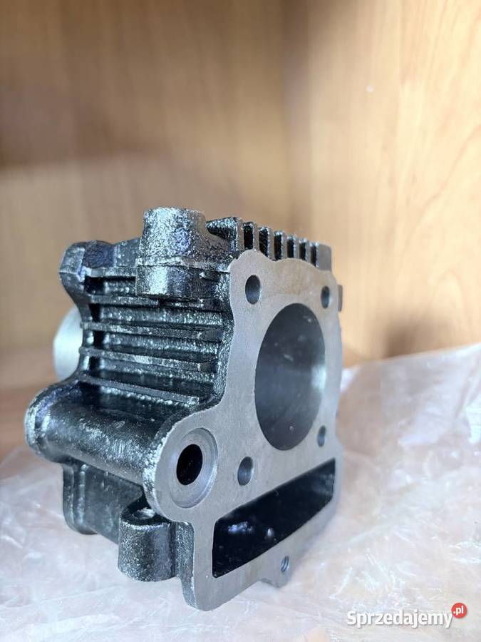 Cylinder do silnika 139 FMB do skuterów Cylindry, głowice, pierścienie Wąchock