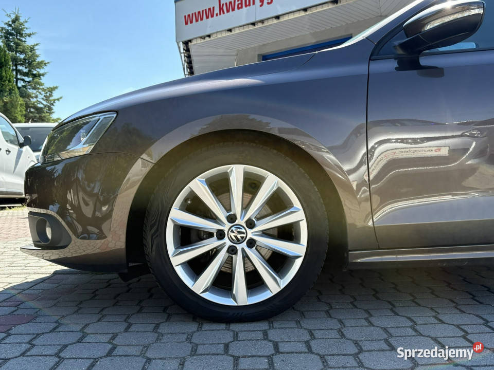 Volkswagen Jetta 14 122Podgrzewane fotele czujnik zmierzchu Tarnowskie Góry sprzedam