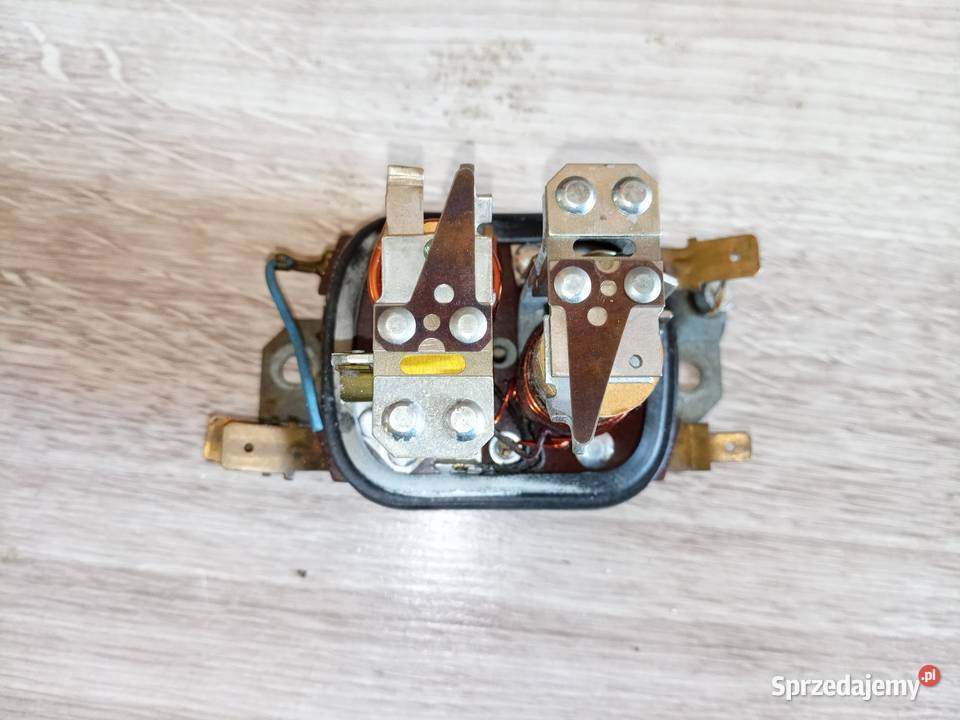 Volkswagen Garbus regulator napięcia