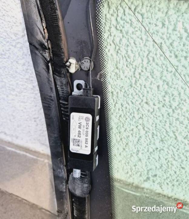 SZYBA BOCZNA TYŁ TYLNA PRAWA W KAROSERIE Działoszyce