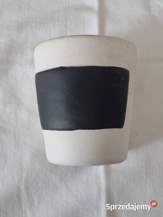 Ceramiczna osłonka na doniczkędoniczka