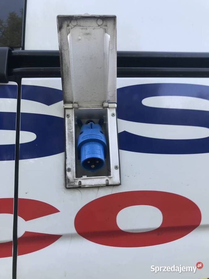 Nissan NV 400 Ambulans wielkopolskie Ostrów Wielkopolski