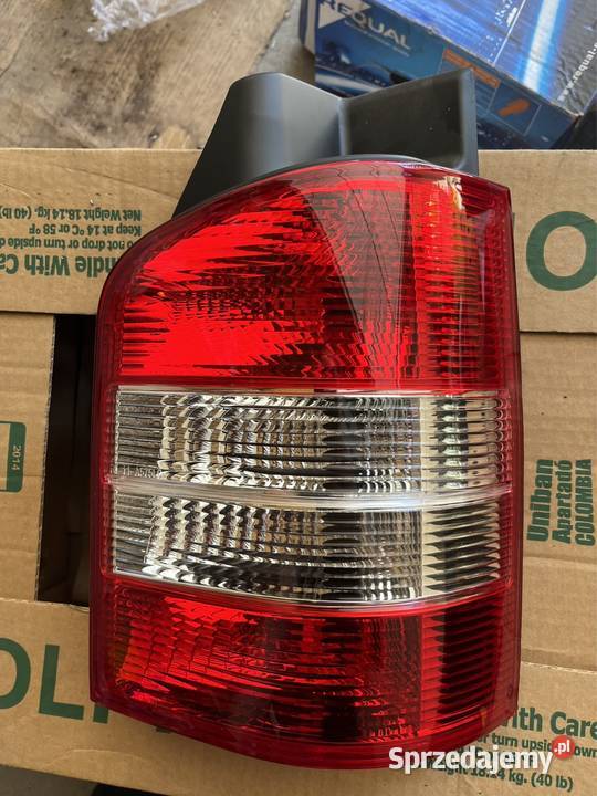 Lampa tylna prawa wolksvagen T5 osobowe Szczecin