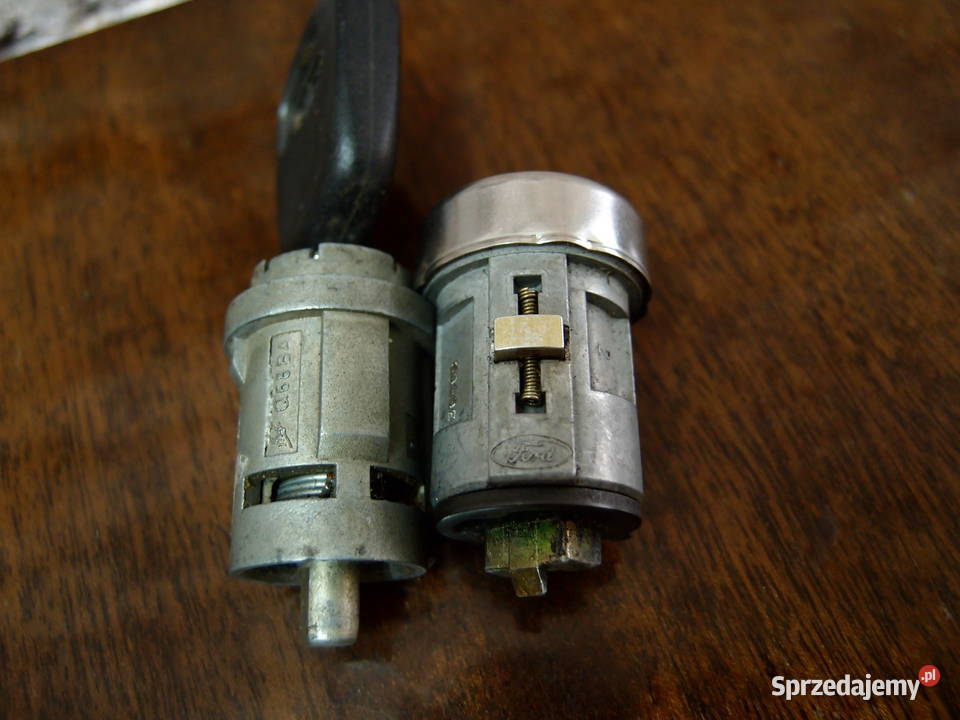 wkładka drzwi L i wkładka stacyjki Ford Focus osobowe Łódź sprzedam