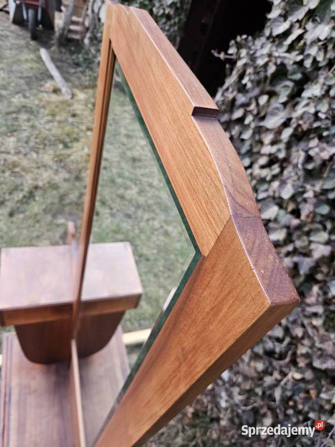 szafka z lustrem drewniana Wiązów