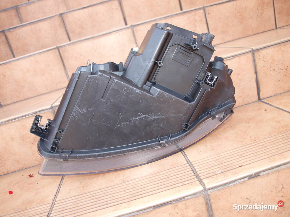 Audi A3 lampa prawa przód zwykła 2003 2008r Kalisz