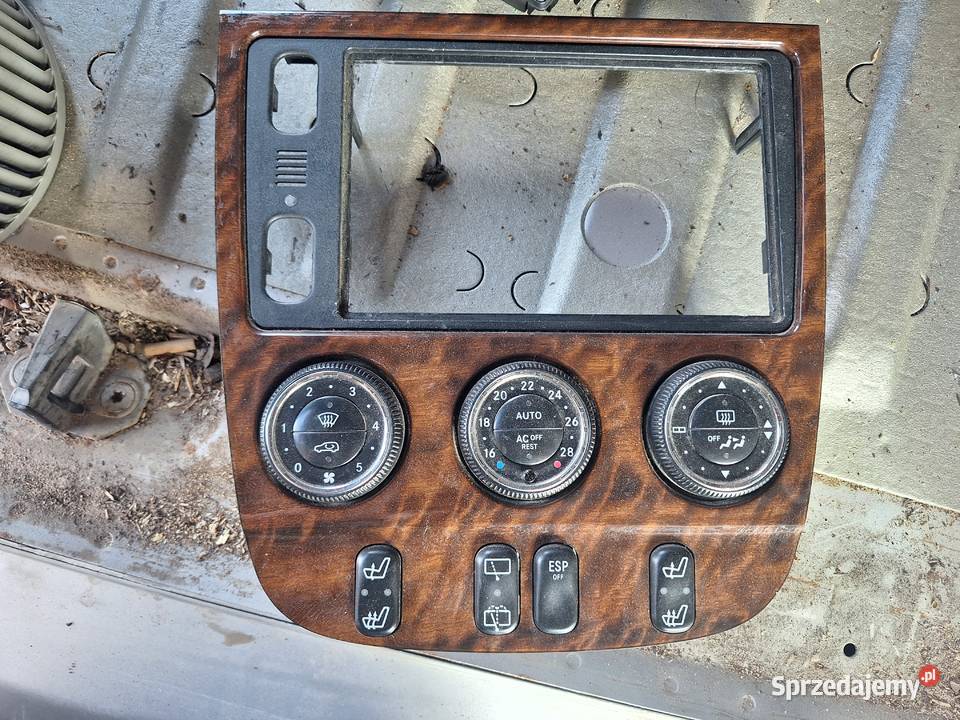 Panel Nawiewu Ramka Mercedes ML W163 Wisznice
