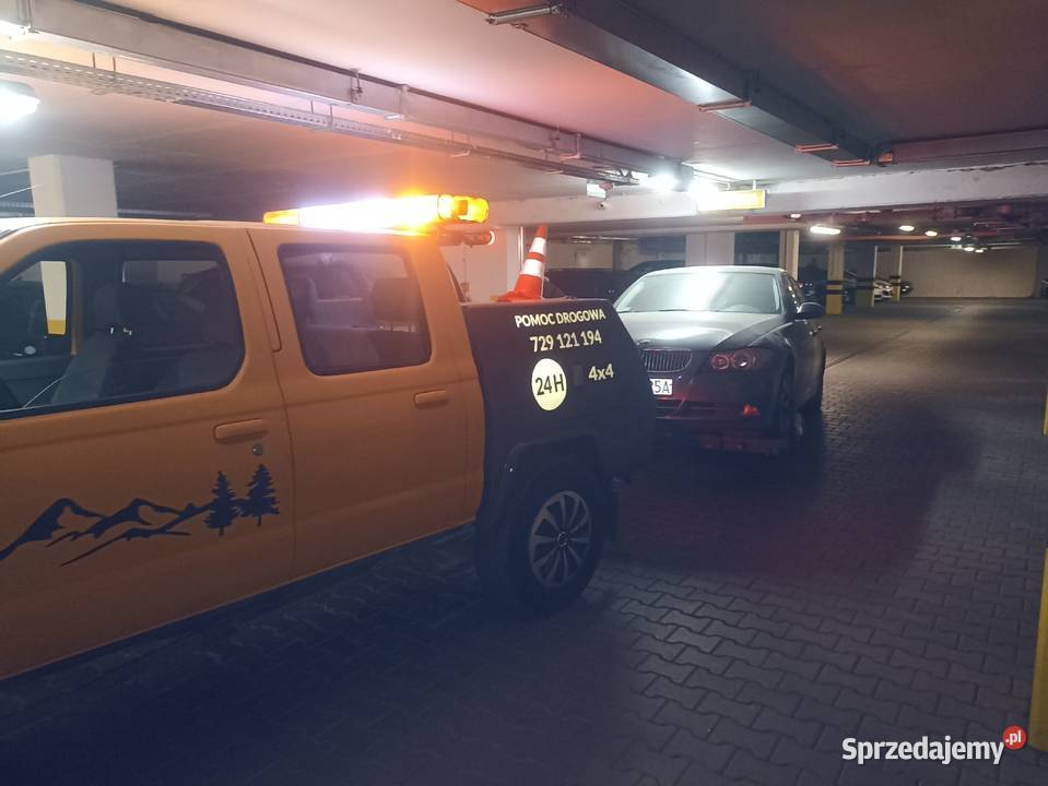 Pomoc drogowa holowanie aut osobowych Transport towarów, przeprowadzki Kraków