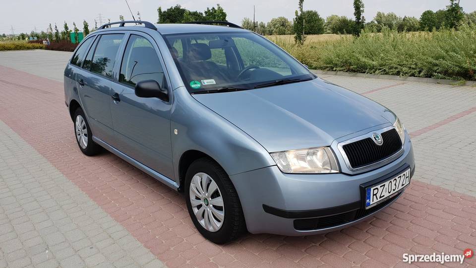 Skoda Fabia 14 MPI Klimatyzacja elszyby komputer Rzeszów sprzedam