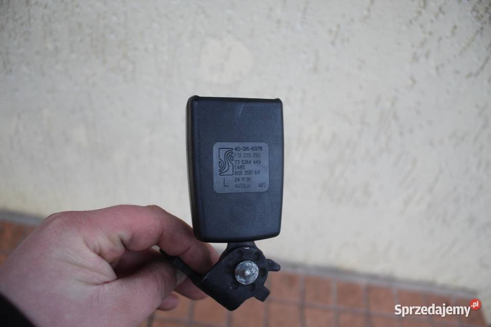 ZAPINKA PASA LEWY TYŁ OPEL CORSA D 13225290