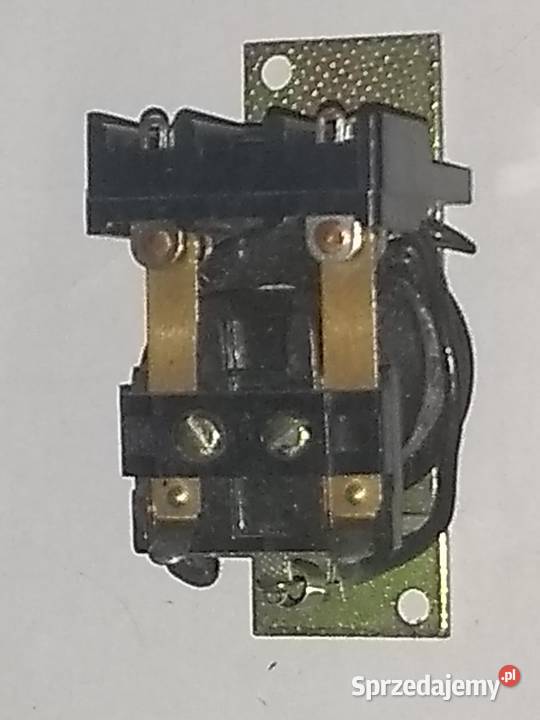 Przekaźnik R15 2PDT 10A 220V 50Hz sprzedam