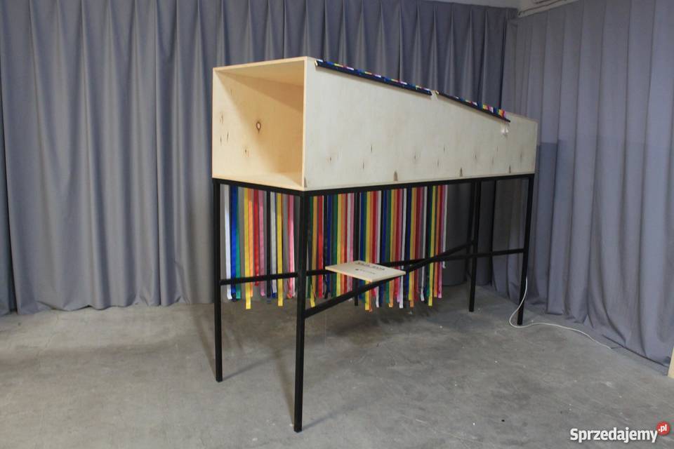 Meble na wymiar gabloty ekspozycyjne MDF sklejka Gdów usługa