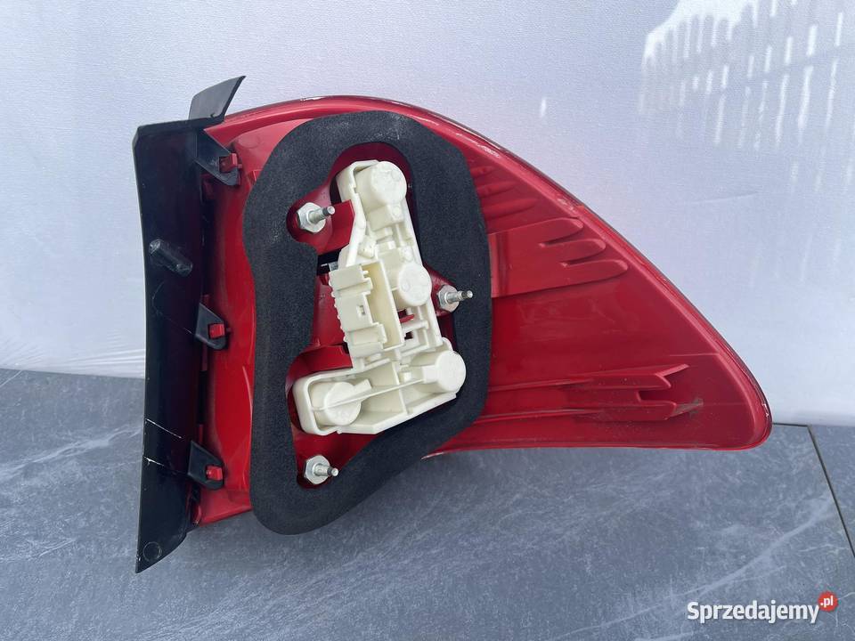 BMW E91 LEWA LAMPA TYŁ KOMBI Ostroróg