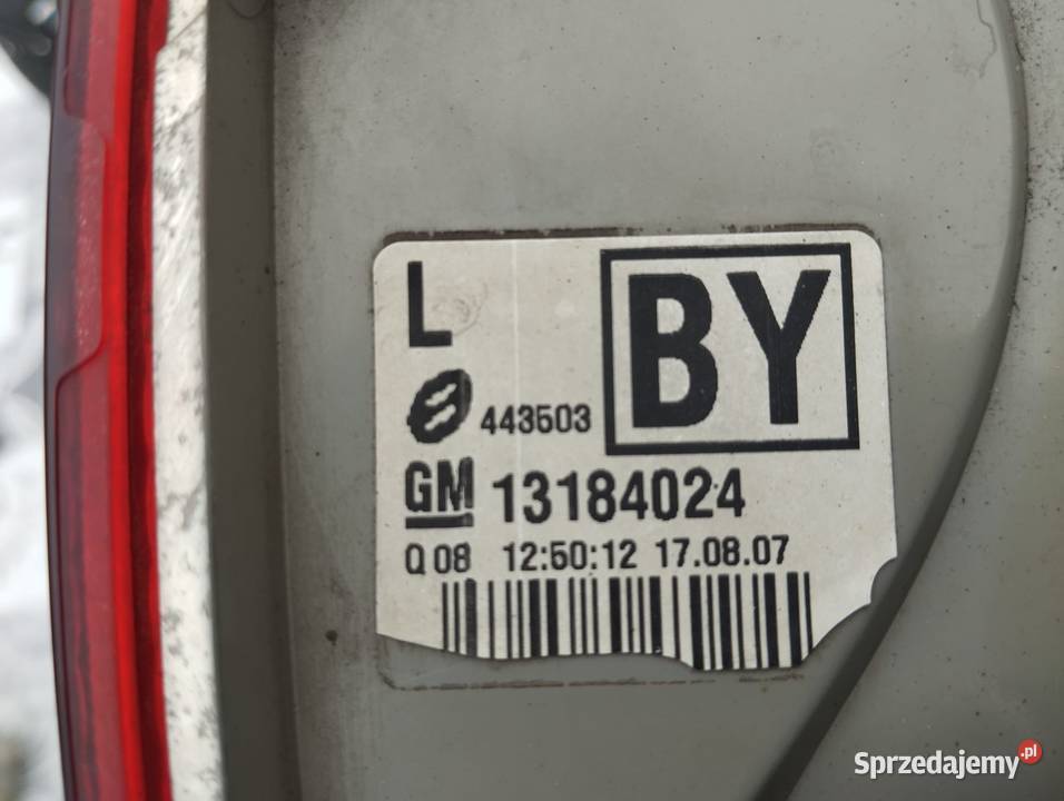 Lampa Opel Vectra C kombi lewa klapa bagażnika osobowe Kamieniec