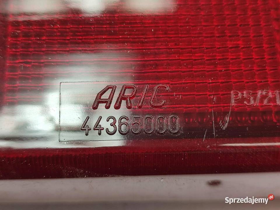 LAMPA PRAWY TYŁ AUTOBIANCHI Y10 19851996 NOWA