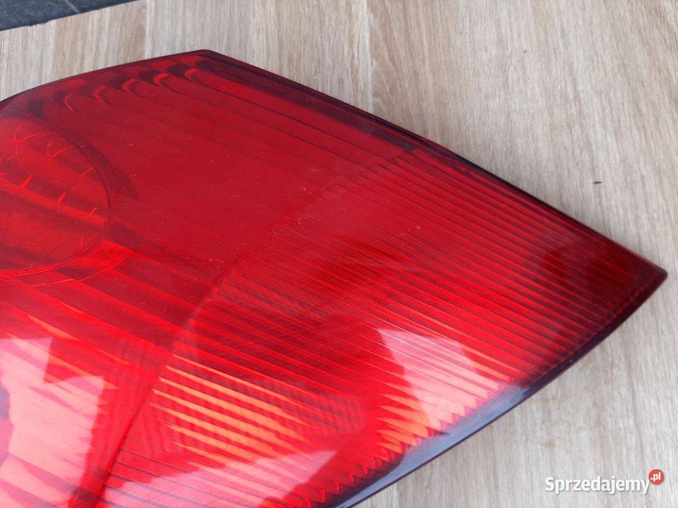 Lampa prawy tył Renault Laguna II osobowe