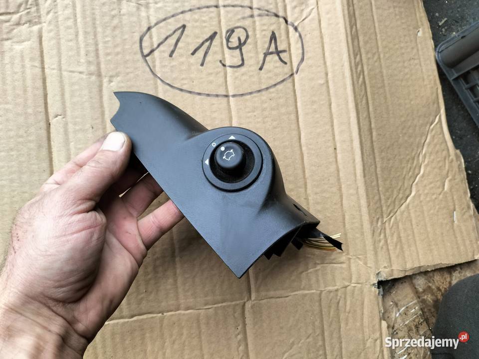 FORD MONDEO MK3 OSŁONA TRÓJKĄT LUSTERKA Kamień-Kolonia