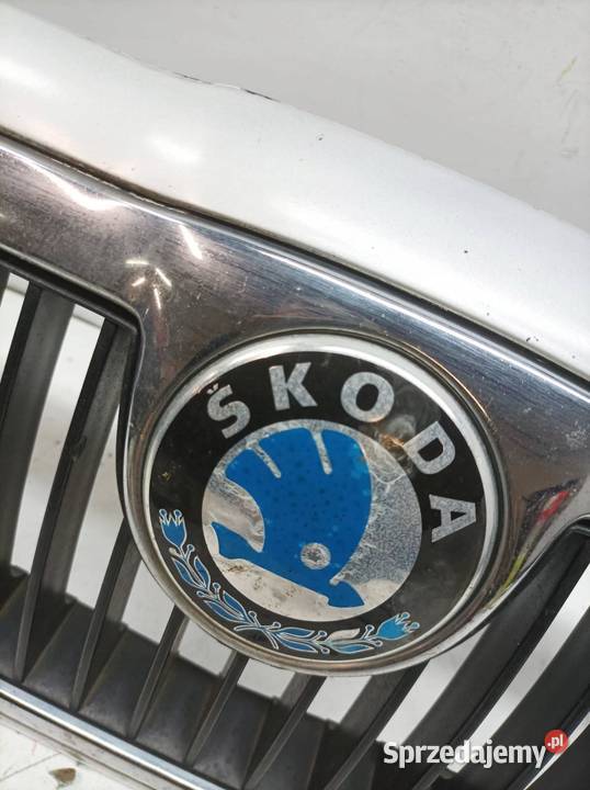 ATRAPA GRILL SREBRNA LIFT FL 1U0853651 Skoda Części samochodowe