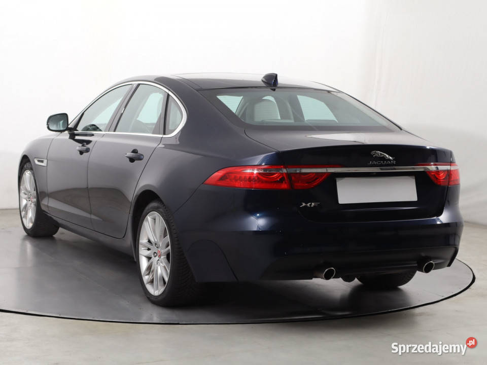 Jaguar XF 25d AWD Katowice
