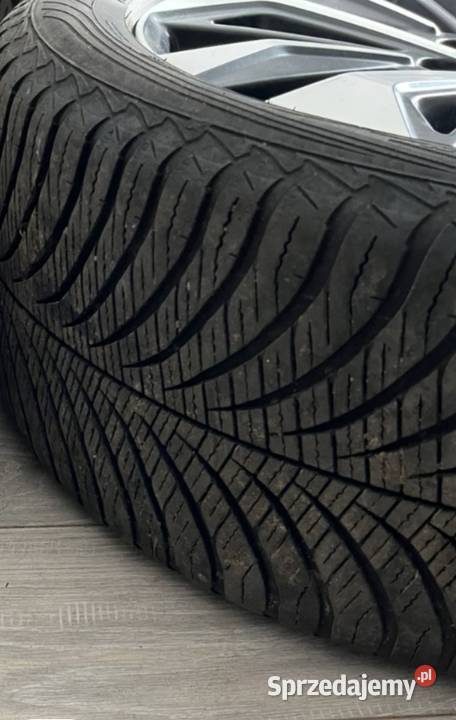 Opony zimowe 23550 R18 Samochodowe Haczów