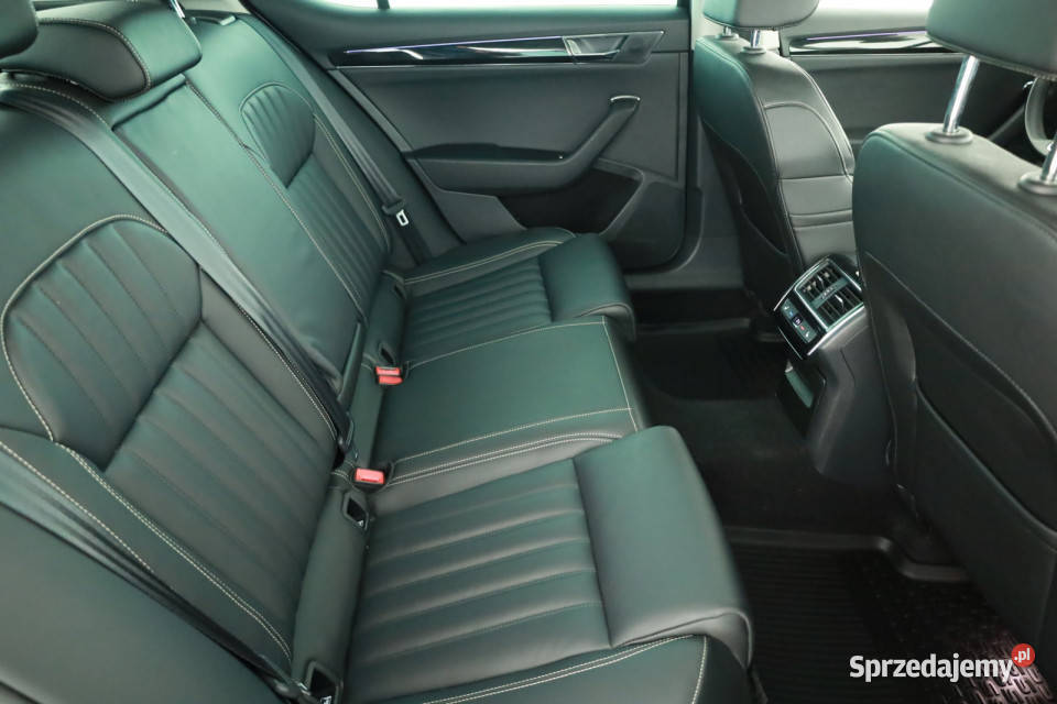 Skoda Superb 20 TDI czarny