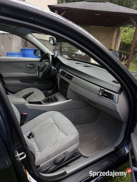Sprzedam BMW e90 320i