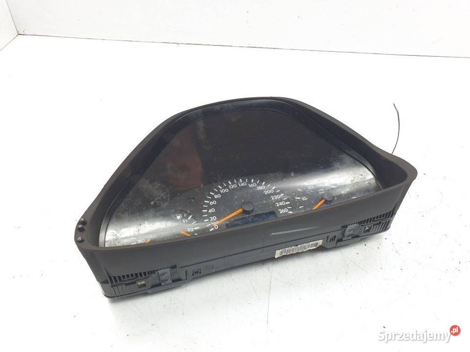 LICZNIK ZEGAR MERCEDES W210 A2105402811 osobowe kujawsko-pomorskie Lipno sprzedam