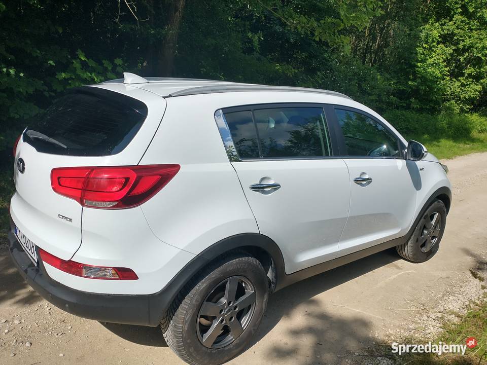 Kia SPORTAGE 20 CRDi BOGATA WERSJA WYPOSAŻENIA elektryczne lusterka świętokrzyskie