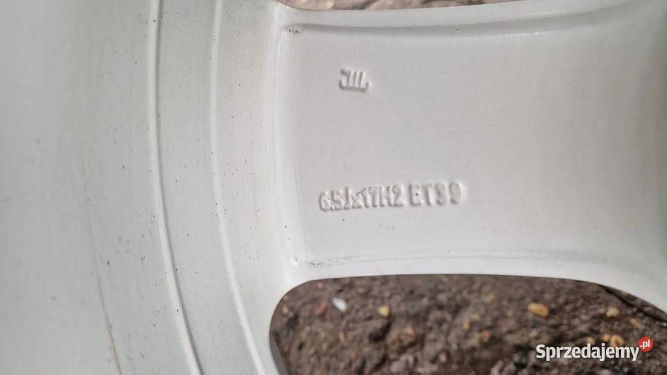 VW Felgi aluminiowe z oponami wielosezonowe Samochodowe Słowikowo