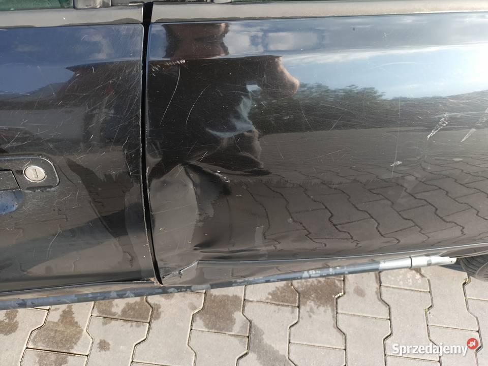 Drzwi Gołe Lewy Tył LY9B Audi A4 B5 a18 Karoseria sprzedam