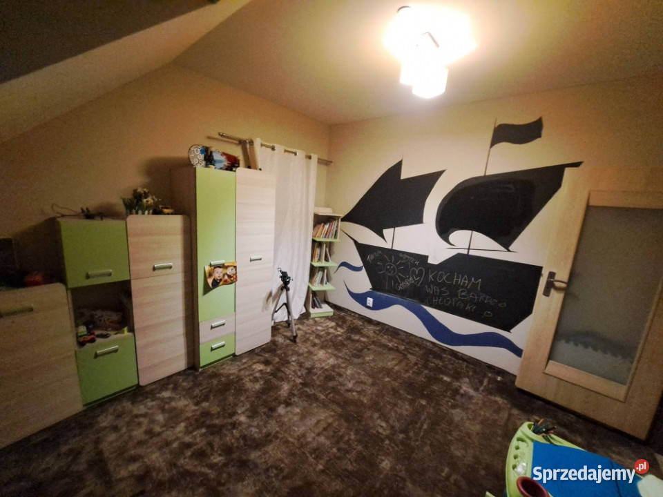 DOM W SPOKOJNEJ I MALOWNICZEJ MIEJSCOWOSCI W śląskie Ustroń