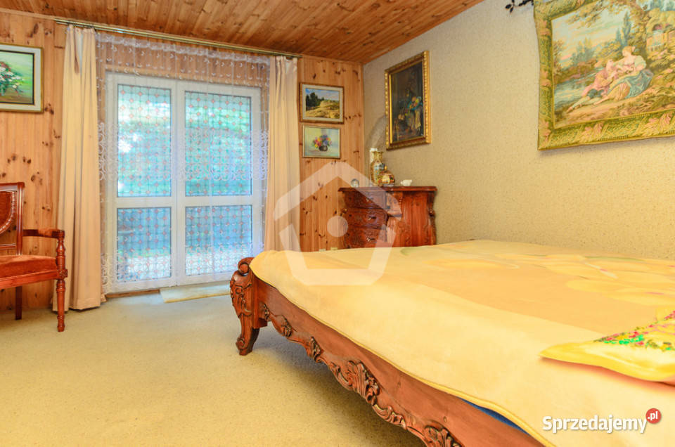 Strażów dom wolnostojący 157m2