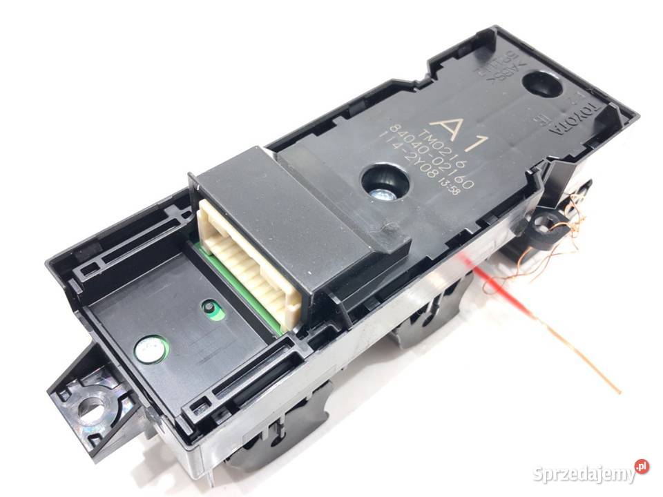 PRZEŁĄCZNIK SZYB TOYOTA COROLLA E21 8404002160