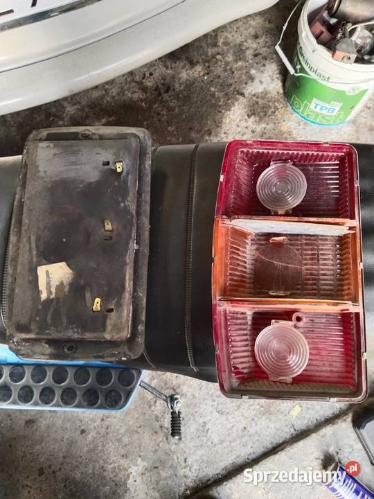 Lampa tylna Warszawa 223 Lampy tylne