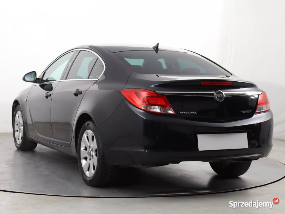 Opel Insignia 16 Turbo bluetooth