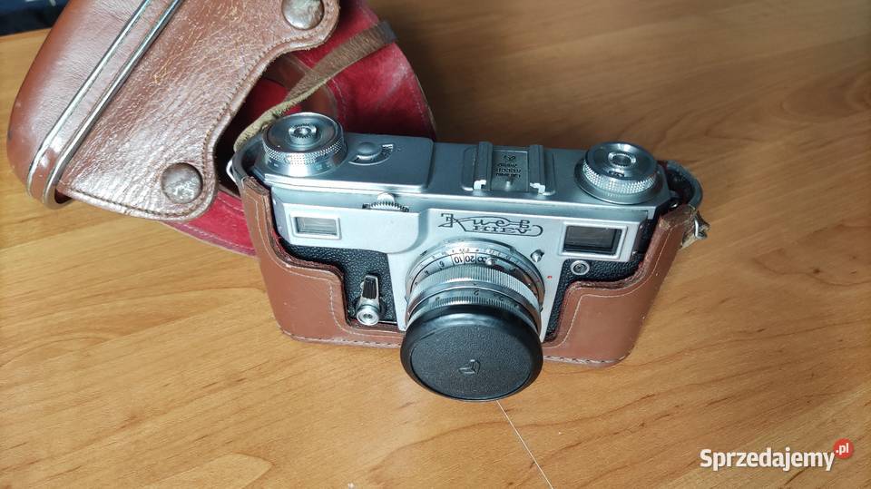 Aparat fotograficzny Kiev i obiektyw Jupiter 8M Szałsza