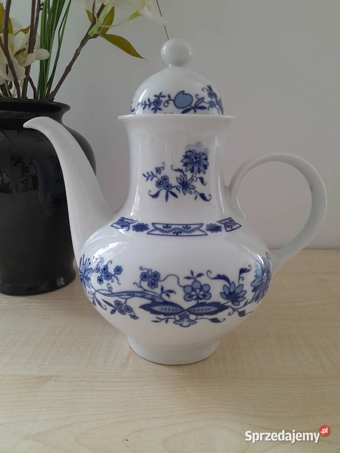 Porcelanowy dzbanek Ilmenau wzór cebulowy dolnośląskie Bogatynia