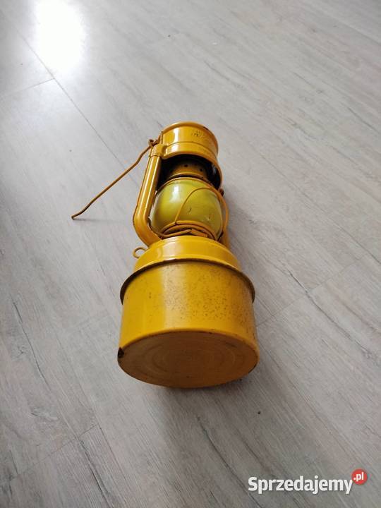 Żółta lampa naftowa Niemcy Choszczno