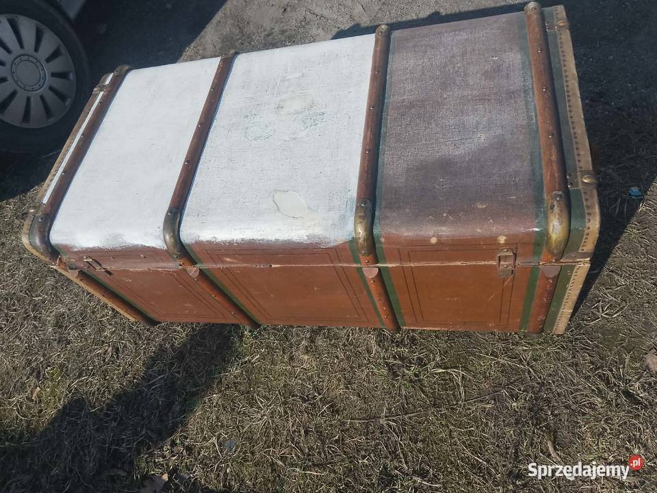 stary duzy kufer skrzynia zabytek antyk Antyki