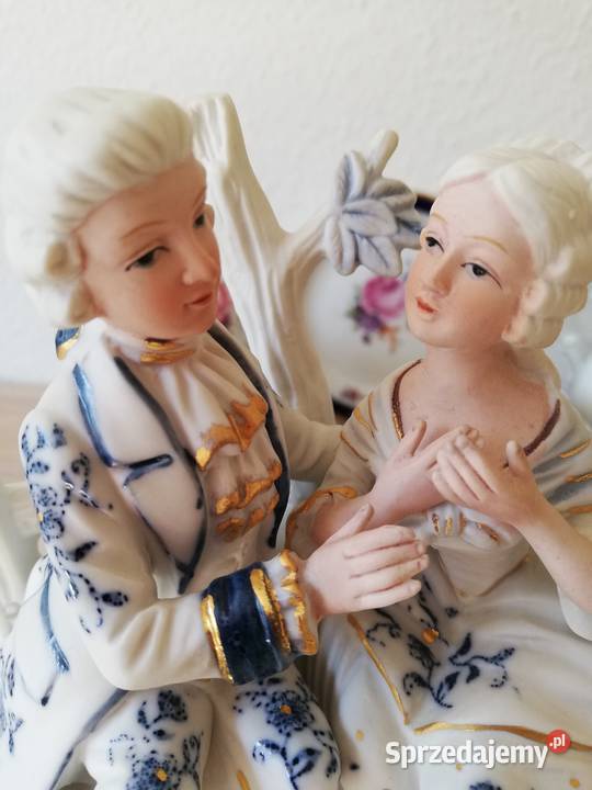 Figurka sygnowana Royal ręcznie malowana