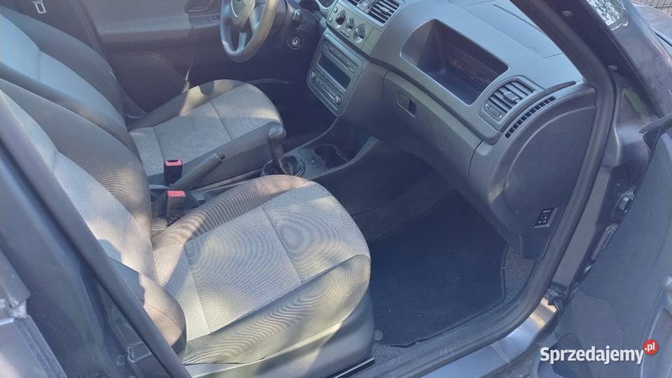 Skoda Fabia kombi 2011 12 benzyna bez korozji z Fabia mazowieckie Warszawa sprzedam