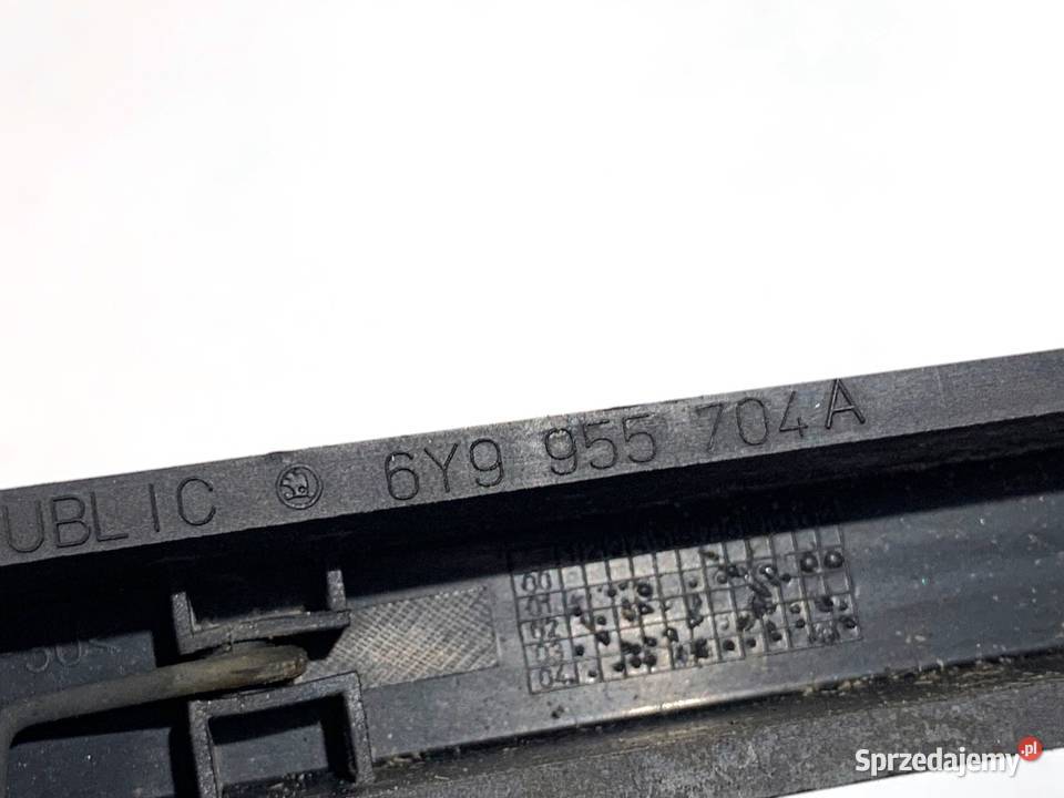 RAMIĘ WYCIERACZKI TYŁ SKODA FABIA I Kombi 0007 Ramiona wycieraczek