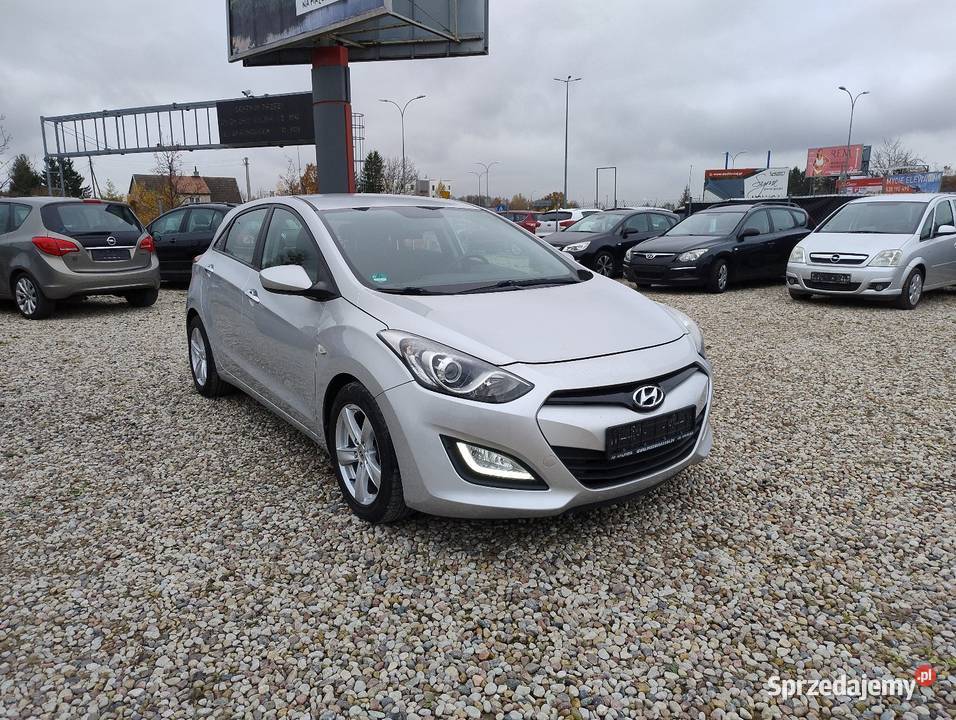 Hyundai i30 14 benzyna ledy 2x koła srebrny podlaskie Białystok