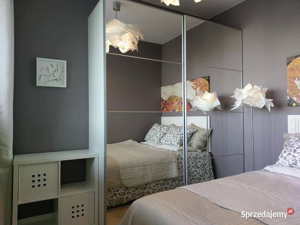 Bezpośrednio nowoczesne koło Metro Słodowiec mazowieckie Warszawa