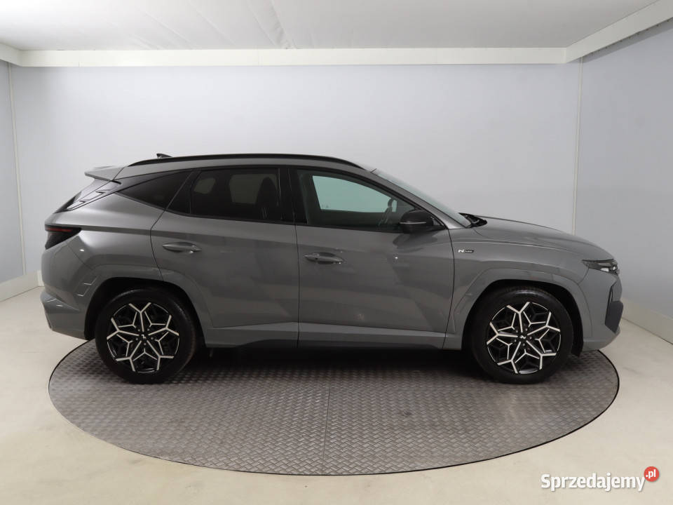 Hyundai Tucson 16 TGDI 48V MHEV czujnik parkowania Bielany Wrocławskie