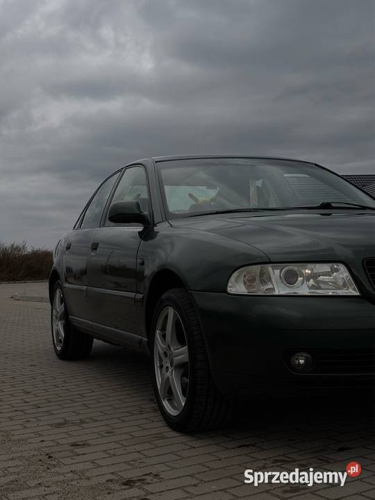 Audi a4 b5 19TDI AFN 110 99R HAK 110KM A4 Świebodzice