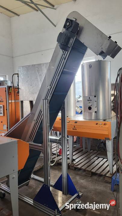 Taśmociąg z zasobnikiem na detale materiał sypki Produkcja Białogard