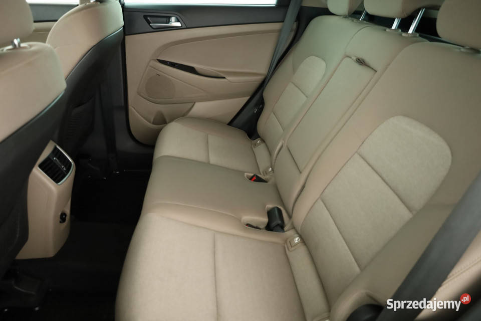 Hyundai Tucson 16 GDI przyciemniane szyby sprzedam