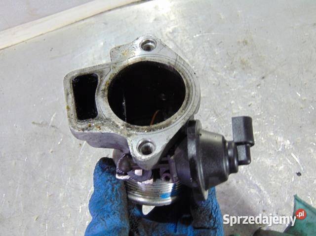 PRZEPUSTNICA VW PASSAT B5 25 TDI 8D0145980 osobowe Przepustnice Motoryzacja wielkopolskie