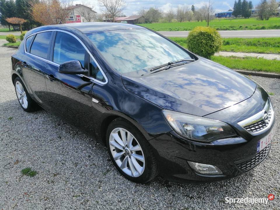 Opel Astra 2011r. 169.000km Sprowadzony na kołach